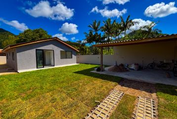 Casa de Esquina – Tabuleiro, Matinhos Ref.: 636